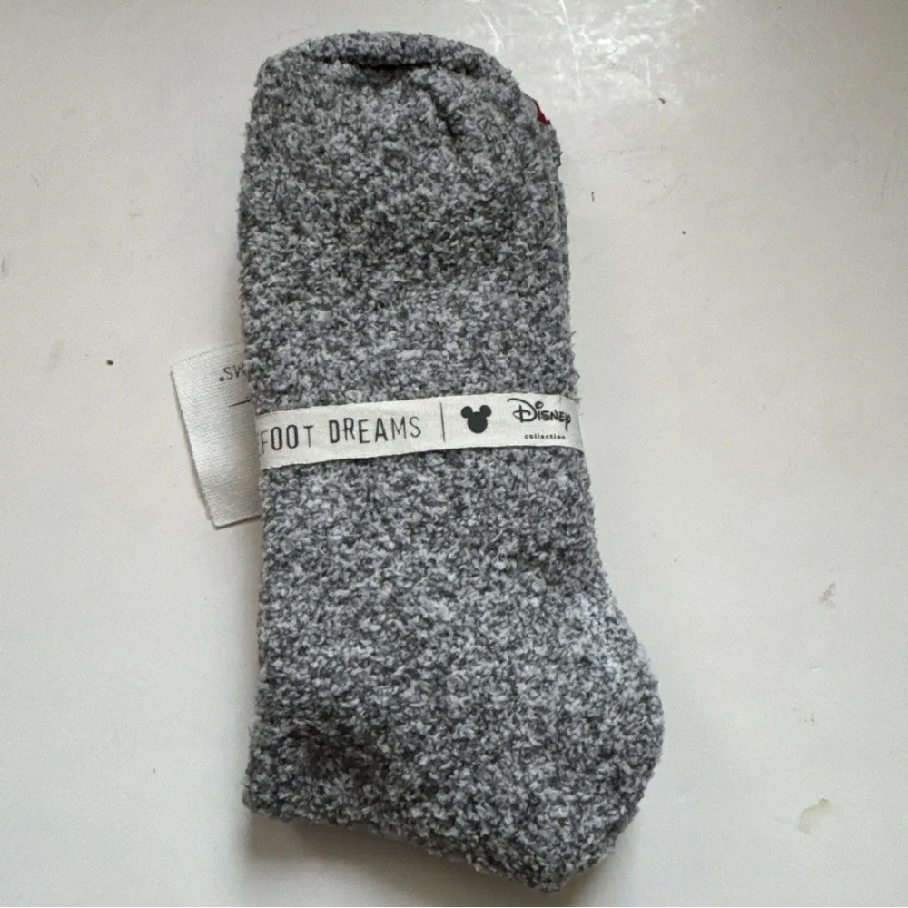 Barefoot Dreams CozyChic Classic Disney Youth’s Mickey Mouse Socks CREAM /CARBON
